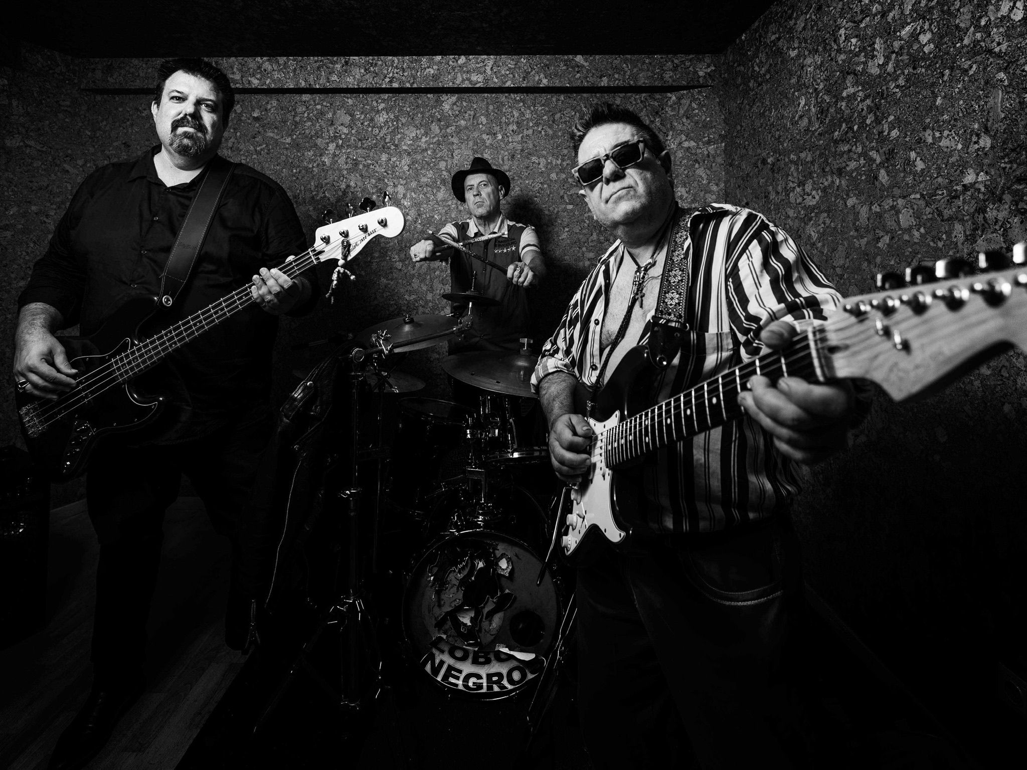 WhatsApp Image 2023-12-06 at 20.34.41 (1)